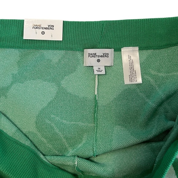 Diane Von Furstenberg Ginkgo Green Sweater Knit Flare Pants - Picture 6 of 6